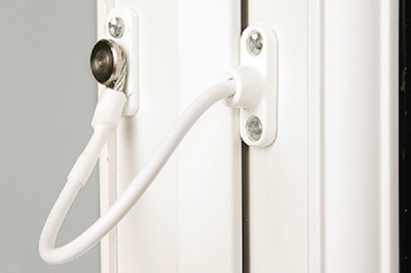 Cable Restrictor Swivel/Stud 200mm White (EACH)